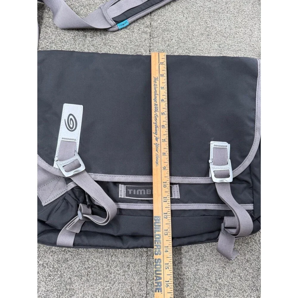 Timbuk2 black messenger